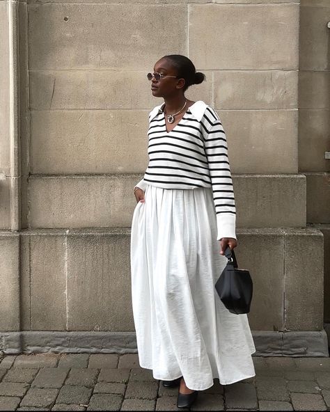 Gathered Maxi Skirt, Maxi Skirt Summer Outfit, Striped Skirt Outfit, Grandma Outfit, 2025 Outfits, Skirt Outfit Fall, Maxi Skirts Summer, Voluminous Skirt, Summer Uniform