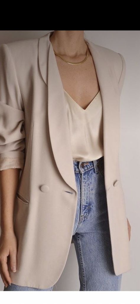 Taupe Blazer Outfit, Nude Blazer Outfit, Khaki Blazer Outfit, Summer Outfits Y2k, Nude Outfits, Korean Summer Outfits, Smart Casual Women, Summer Outfits Black, Summer Outfits For Moms