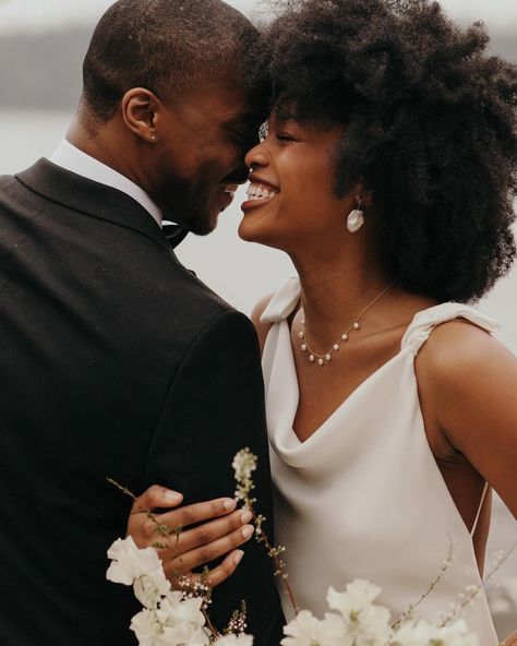 Once again, @jordanvoth has captured a breathtaking series of photos. 😍 ⠀⠀⠀⠀⠀⠀⠀⠀⠀ ⠀⠀⠀⠀⠀⠀⠀⠀⠀ Venue - Manchester State Park Planning - bridalblissnw wander_with.me Floral - ellefleurit Photo - jordanvoth Video - verdantcinema HMU - bridalbeautyagency, Hair: meghannhairstylist, Makeup: coco.hirani using louboutinbeauty Models - marthaakinbade with smgmodels, and lloydvp_ Dress - thedresstheoryseattle, Sarah Seven - Dress: Caldwell, Cape: Lauretta Brides heels - bellabelleshoes, Claudia and Carol... Brides Heels, Marriage Photo, Groom Photoshoot, Wedding Portrait Poses, Sarah Seven, Wedding Picture Poses, Wedding Couple Poses Photography, Couples Engagement Photos, Wedding Photography Styles