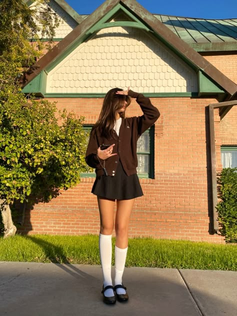 Rok Outfit, Sixth Form, Swaggy Outfits, Mode Inspo, 가을 패션, Looks Style, Preppy Outfits, Looks Vintage, Short Skirt