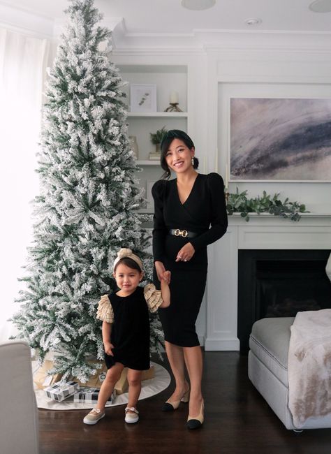 mom and daughter family holiday // elegant Christmas photo outfits Diy Alterations, Christmas Outfit Family, Christmas Photos Outfits, Eve Fashion, Sweater Dress Petite, Chunky Knit Sweater Dress, Extra Petite, Card Inspo, Petite Sweaters