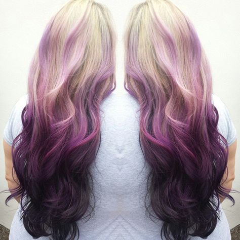 This is the effect I love just with different colors. Good example of reverse ombre. Lavender Ombre Hair, Lavender Hair Ombre, Reverse Ombre Hair, Lavender Ombre, Reverse Ombre, Purple Ombre Hair, Brown Ombre Hair, Violet Hair, Ombre Hair Color