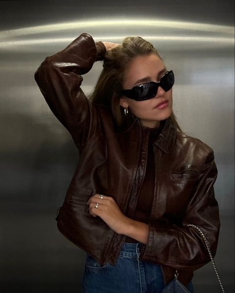 Autumn Fits, Leather Jacket Outfits, Elegante Casual, I'm With The Band, Rainy Day Outfit, Brown Leather Jacket, Mode Inspo, 가을 패션, Leather Jackets Women