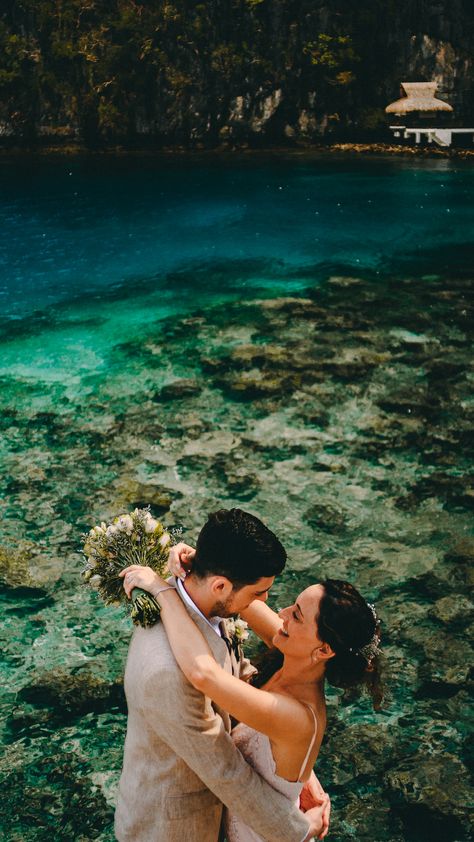 Miniloc Island Resort, El Nido Resort, Palawan, Philippines beach elopement wedding photography x @redsheepphotocinema #elnido #palawan #philippines #elopement Palawan Wedding, Philippines Family, Elnido Palawan, Puerto Princesa Palawan, Philippines Beach, El Nido Palawan Philippines, Palawan Island, Philippine Wedding, Wedding Philippines