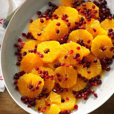 Pomegranate Recipes Salad, Orange Pomegranate, Fennel And Orange Salad, Christmas Salad Recipes, Pomegranate Recipes, Christmas Salads, Pomegranate Salad, Orange Salad, Honey Recipes