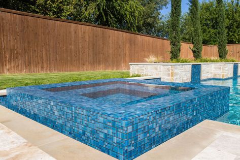 Perimeter Overflow Spa, Overflow Pool, Tile Mosaics, Plunge Pools, Swimming Pool Construction, Luxury Swimming Pools, Pool Remodel, Spa Water, Tub Pools