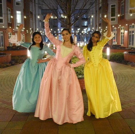 Schuyler sisters Hamilton Halloween Costume, Easy Group Costume Ideas, Hamilton Cosplay, Rococo Gown, Hamilton Costume, Sister Halloween Costumes, Angelica Schuyler, Hamilton Outfits, Georgian Dress