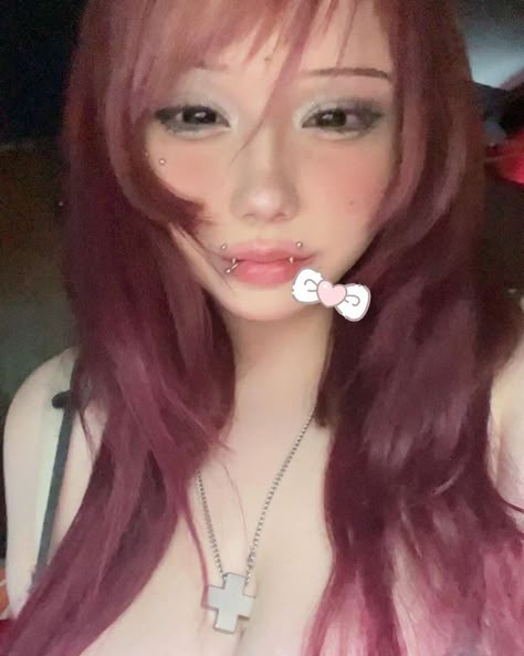 Angel Fangs, Irl Icon, Angel Bites, Cute Makeup Looks, Goth Makeup, Lip Piercing, Kawaii Girl, Pretty Makeup, Cute Makeup