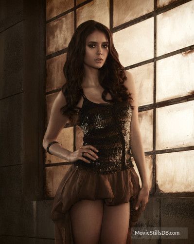 Nina Dobrev Movies, Vampire Diaries Pictures, Nina Dobrev And Shaun White, Nina Debrov, Drake Funny, Katherine Pierce Outfits, Hayley And Elijah, Nina Brown, Vampire Beauty