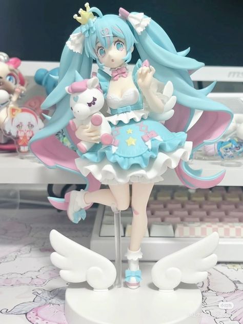 Miku Figure, Figure Reference, Japan Aesthetic, Anime Figurines, Figure Poses, Anime Baby, Anime Dolls, Anime Figures, Cute Dolls