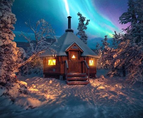 A Beautiful Hut From Finland Organic House Design, Norway Landscape, Aurora Lights, Norway Nature, Crazy Houses, Fairytale Cottage, Stone Cottage, Cabin In The Woods, Little Cottage