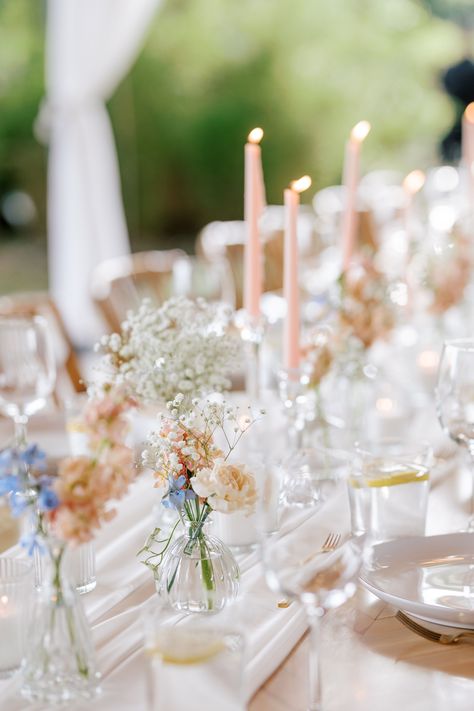 Micro Wedding Table Decor & Centerpiece Ideas In Promise Ridge l Pennsylvania Wedding Florist l A dreamy pastel woodland wedding in The Poconos Mountains in Pennsylvania. Discover pastel inspired wedding centerpieces, spring reception flowers, pastel wedding arches, pastel wedding florals, and pastel wedding color palettes. Book Allium Floral Design for your woodland wedding table decor, spring bridal bouquets, and pastel wedding centerpieces at alliumfloraldesign.com. Micro Wedding Table, Table Decor Centerpiece Ideas, Pastel Wedding Centerpieces, Woodland Wedding Table, Pastel Wedding Florals, Spring Reception, Poconos Mountains, Pastel Wedding Decorations, Pastel Wedding Colors