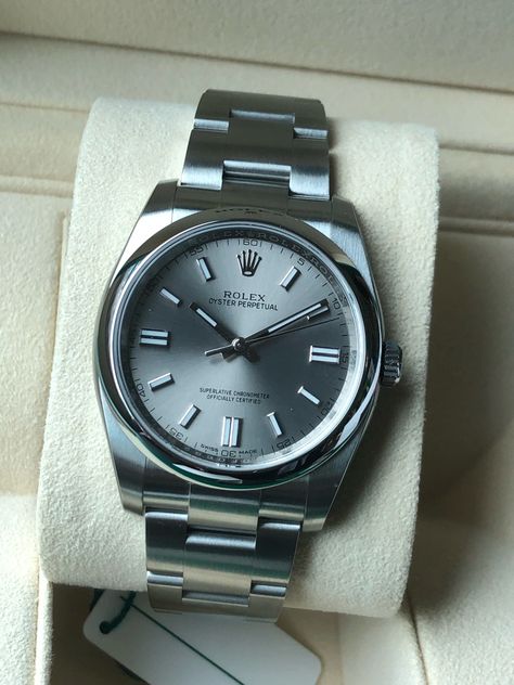 Rolex Silver Watch, Silver Watch Men, Rolex Oyster Perpetual 36mm, Fancy Watches, Trendy Watches, Rolex Watches For Men, New Rolex, Rolex Men, Rolex Models