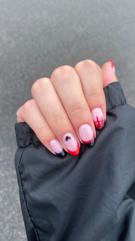 Spiderman Inspired Nails Simple, Miles Morales Nail Art, Miles Morales Inspired Nails, Cute Almond Halloween Nails, Spiderman Nails Miles Morales, Miles Morales Nails Designs, Spider Man Nails Short Simple, Spider Man Nail Designs Short, Spider Gwen Nails