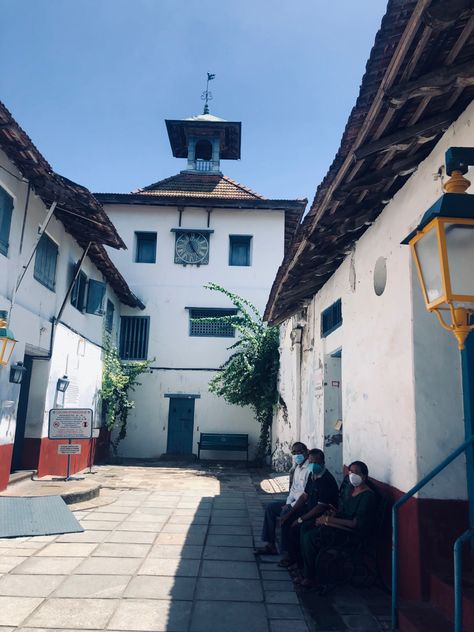 #keralatourism #travelblogger #travelphotography #streetstyle #jewtown #fortkochi Basilica Architecture, Portuguese Tile, Kerala Tourism, Architecture Poster, Indian Architecture, Indian History, Aesthetic Editing Apps, European History, Cool Instagram Pictures