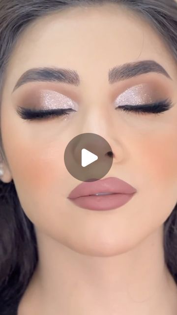 Maquillaje Cut Crease, Artist Reels, Semi Cut Crease, Anastasia Makeup, Cut Crease Tutorial, Cut Crease Eyeshadow, Cut Crease Makeup, Makeup Mistakes, Inspiration Photography