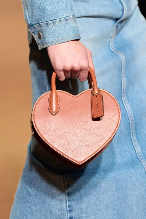 Coach Fall 2023 Ready-to-Wear Collection | Vogue Edgy Bags, Fall 2023 Ready To Wear, 2023 Ready To Wear Collection, My Style Bags, 2023 Ready To Wear, Detail Photos, Heart Fashion, City Bag, Fashion Show Collection