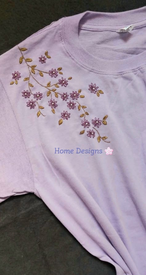 Caption For Embroidery Work, Simple Embroidery Designs For Kurti, Kurti Hand Work Design, Hand Embroidery Tshirt, Shirt Hand Embroidery, Embroidery On Shirt, Embroidery On Top, Minimal Embroidery, T Shirt Embroidery