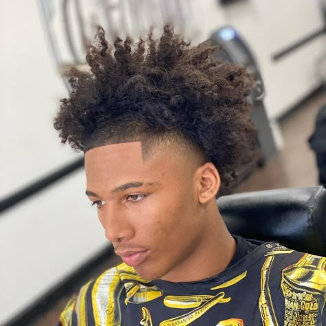 Nappy Fro Taper Men, Frohawk Fade Men, Mikey Williams Haircut, Long Afro Hairstyles Men, Afro Mullet Black Man, Long Afro Men, Long Afro Hair Men, Tapered Haircut Black, Frohawk Fade