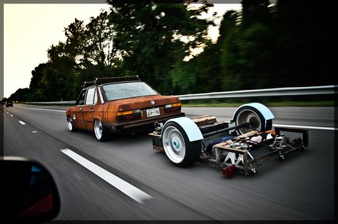 Rusty Slammington Mike Burroughs Bmw 520, Drift Truck, Carros Bmw, Bmw E28, Customised Trucks, Stanced Cars, Stance Cars, Car Trailer, Bmw E30