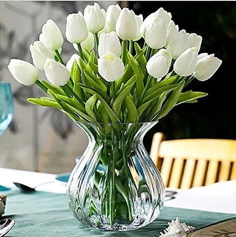 Fake Flower Bouquet, Tulips Arrangement, Tulips In Vase, Flower Arrangements Simple, Tulip Bouquet, Flower Arrangements Diy, Fresh Flowers Arrangements, Vase Arrangements, White Tulips