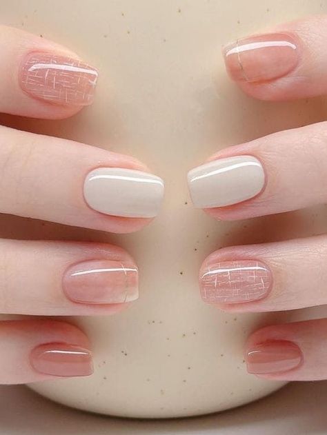 Korean Nail Trends 2024, Neutral Nail Designs 2024, Korean Style Nails Art, Nail 2024 Trends, Neutral Nails Design, Korean Winter Nails, Nude Nails Inspiration, Nail Korean Style, Neutral Gel Polish