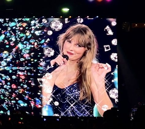 Eras Tour Houston, Taylor Swift Playlist, Miss Girl, Estilo Taylor Swift, All About Taylor Swift, 1 April, Taylor Swift Videos, Swift 3, Taylor Swift Songs