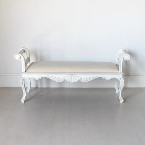 Vintage Bed Bench, Bed Ottoman Bench, French Style Bed, French Bench, Bench With Drawers, Luxury Mansions Interior, Bed Stool, Wooden Sofa Designs, Vintage Bench