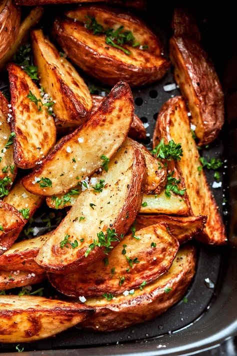 air fryer potato wedges. Potato Wedges Air Fryer, Potatoes Wedges, Air Fryer Potato Wedges, Whole30 Snacks, Seasoned Potato Wedges, Air Fry Potatoes, Crispy Potato Wedges, Air Fryer Potato, Healthy Savory Snacks