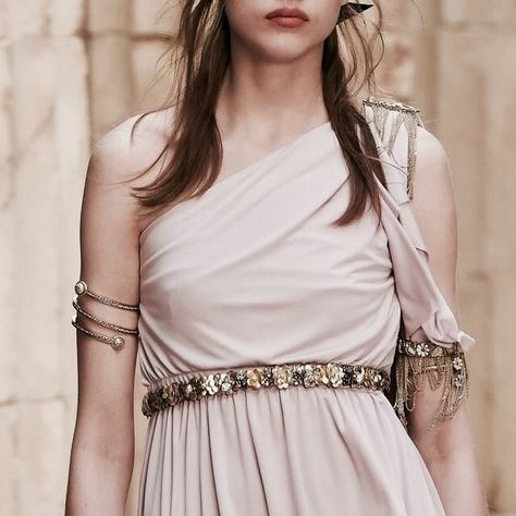 Megara Aesthetic, Ancient Greece Aesthetic, Greece Aesthetic, Greece Fashion, Rome Antique, Greek Gods And Goddesses, Disney Aesthetic, Art Antique, Greek Myths