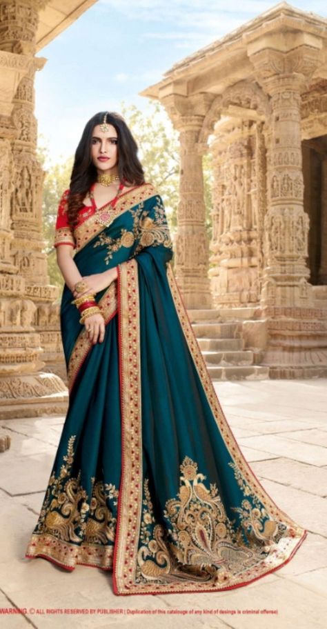 Peacock Color Saree, Peacock Green Saree, Wedding Sarees Online, Peacock Color, Designer Sarees Online, Green Saree, Trendy Sarees, Saree Trends, Elegant Saree