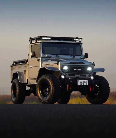 Fj40 Landcruiser, Toyota Cruiser, Kombi Motorhome, Toyota 4runner Trd, Toyota Fj40, Suv For Sale, Expedition Truck, Toyota 4x4, Classic Pickup Trucks