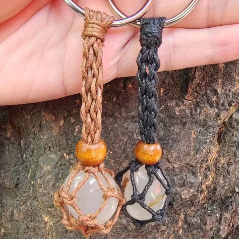 Macrame Stone Wrapping Tutorial, Stone Wrapping Tutorial, Crystal Cage, Pant Chains, Crystal Keychain, Crystal Holder, Handbag Storage, Macrame Keychain, Diy Macrame