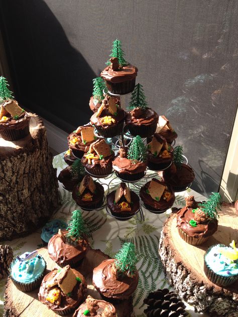 Camping Cupcakes Mountain Cupcakes Ideas, Outdoorsy Cupcakes, Wilderness Cupcakes, Adventure Cupcakes, Camping Theme Cupcakes, Mountain Cupcakes, Camping Cupcakes, S’more Campfire Cupcakes, Theme Cupcakes