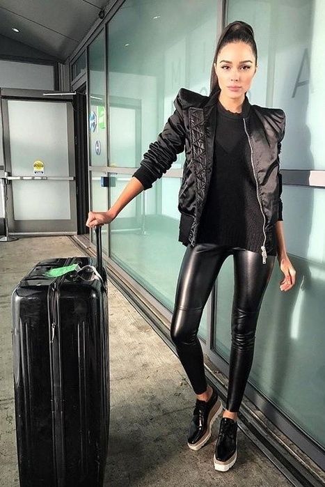 Wolford Estella Leggings // Stella McCartney Elyse Platform Brogues // Tumi Worldwide Trip Packing Case #oliviaculpo #celebstyle #celebfashion #celebritystyle #celebrityfashion #fashionista #streetstyle #ootd #fashion #style #womenswear #womensstyle #shopthelook #getthelook Outfits Aesthetic Grunge, Outfits With Air Force Ones, Outfits With Jordan 1s Fashion Styles, Outfits Leggins, Stella Mc, Olivia Culpo, Legging Outfits, Fall Style, Dance Outfits