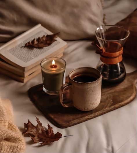 Autumn Studying, Tea Photoshoot, Cozy Morning Coffee, Cosy Candles, Autumn Shoot, Autumn In My Heart, Autumn Essentials, Hey Pumpkin, Thanksgiving Photos