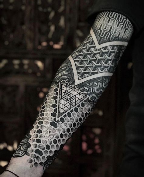 Bali Ideas, Tato 3d, Tato Maori, Font Tato, Geometric Tattoo Sleeve Designs, Geometric Tattoo Pattern, Geometric Sleeve Tattoo, Tattoo Time, Sacred Geometry Tattoo