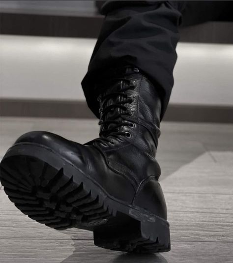 Combat Boots Reference, Combat Boots Aesthetic, Kenji Kishimoto, Barty Crouch, Barty Crouch Jr, Combat Boots Men, Black Combat Boots, Table Saw, Diy Tools