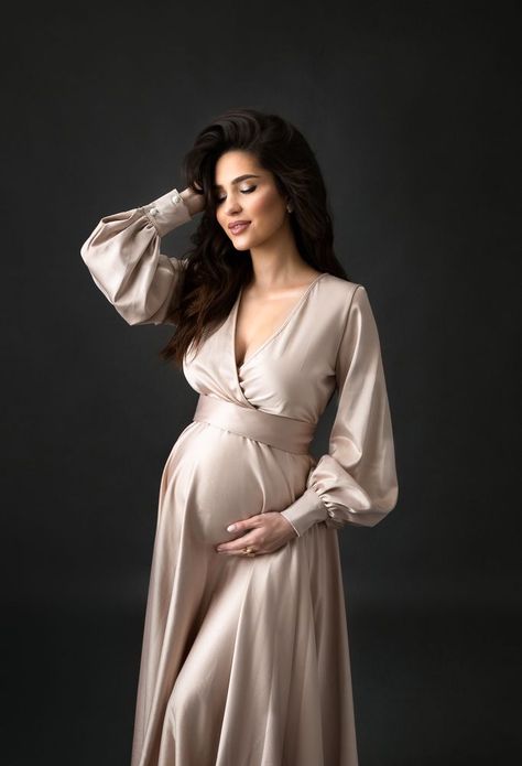 Dress Maternity Photography, Pregnancy Dresses For Photoshoot, Maternity Photography Inspiration, Maternity Boudiour Photoshoot Outfits, Photoshoot Pregnant Ideas, Maternity Boudiour Photoshoot, Classy Maternity Shoot, Elegant Maternity Shoot, Pregnancy Photoshoot Dress