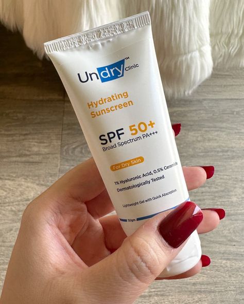 Undry Hydrating Sunscreen For Dry Skin SPF 50+ PA+++ Sunscreen For Dry Skin, Sunscreen For Sensitive Skin, Drugstore Skincare, Birthday Collage, Skins Uk, Physical Sunscreen, Best Sunscreens, Sunscreen Spf 50, Sunscreen Moisturizer