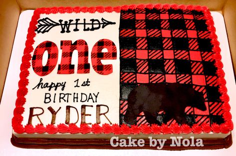 Wild one buffalo plaid cake #cakedecorating #sheetcake #sheetcakesdonthavetobeboring #cakedecoratorsofinstagram #cakestagram #instacake #cakesofinstagram #firstbirthday #buffaloplaid #wildonebirthday #wildone #wildonecake Buffalo Plaid Cake, Plaid Cake, Lumberjack 1st Birthday, Baby Shower Cake Table, Lumberjack Birthday Party, Wild One Party, Lumberjack Birthday, Lumberjack Party, Boys 1st Birthday Party Ideas