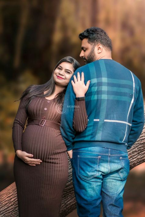 Maternity Shoot Photography, Pre Maternity Photo Shoot, Pre Baby Photoshoot, Pre Pregnancy Photoshoot, Baby Shower Poses Couple, Baby Shower Ideas Outdoor, Baby Shower Poses, Baby Shower Photography Poses, Pre Maternity