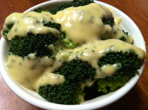 broccoli with white wine cheese sauce via somethingsweetsomethingsalty Sauce For Broccoli, Broccoli Pasta Recipe, Campbells Soup Recipes, Cream Of Celery, Cheese Stuffed Peppers, Cream Of Celery Soup, Celery Soup, Campbell Soup, Healthy Clean Eating