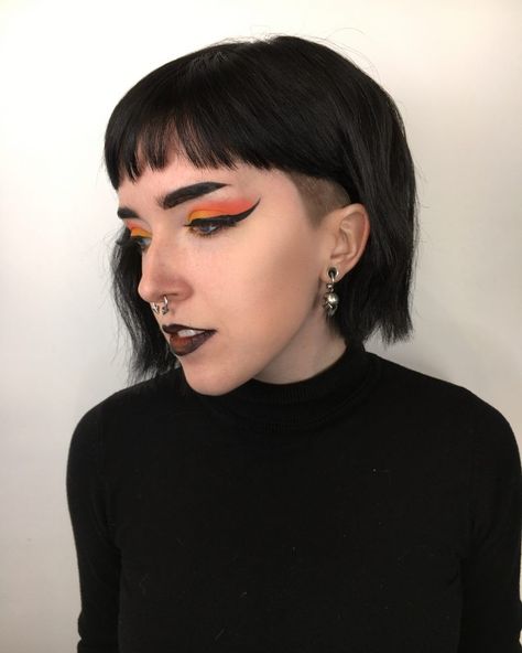 Chin Length Hair Undercut, Microfringe Bob, Chin Length Alternative Hair, Jaw Length Hair With Bangs, Alt Bob With Bangs, Chin Length Hair With Undercut, Shaved Sides With Bangs Short Hair, Weird Haircuts Women, Alternative Bob Haircut