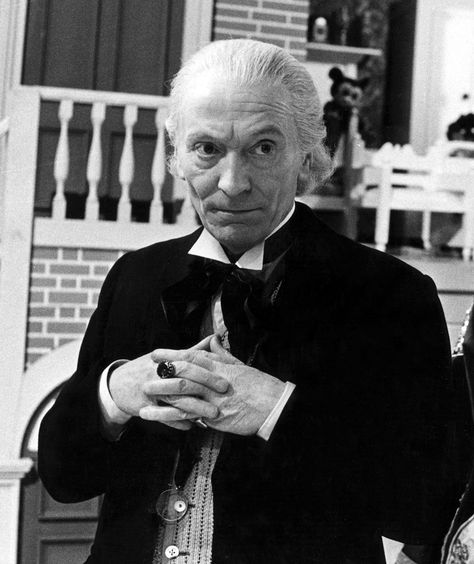 The 1st Doctor (William Hartnell) - 1963 to 1966. 1st Doctor, Doctor Who Actors, Lost Episodes, Doctor Who Companions, William Hartnell, Classic Doctor Who, Steven Moffat, 13th Doctor, Doctor Who Tardis