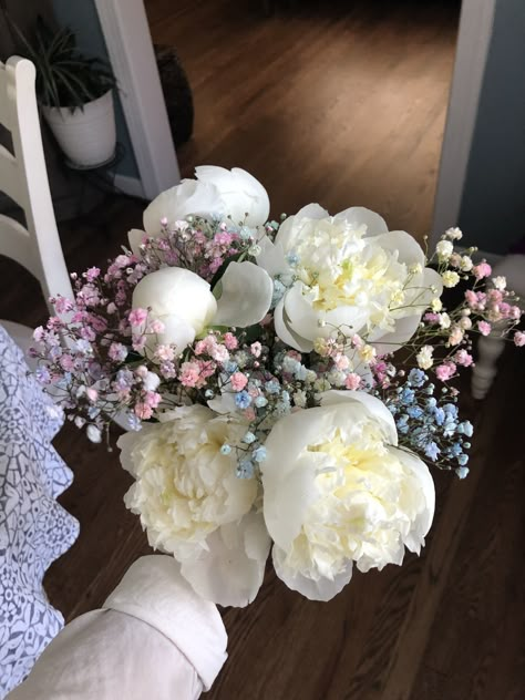 #traderjoes #flowers #babybreath #peonies #colorful #summer #aesthetic #homemade Flower Bouquet With Peonies, Peony And Baby Breath Bouquet, Peonies And Baby Breath Bouquet, Peony And Hydrangea Bouquet, Colorful Summer Aesthetic, Fairy Trinkets, Peony Flower Bouquet, Just Because Flowers, Cool Girl Wedding