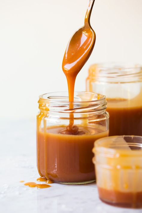 Salted Caramel Recipes, Homemade Salted Caramel, Chocolate Peanut Butter Desserts, Caramel Pudding, Caramel Recipes Sauce, How To Make Caramel, Homemade Caramel Sauce, Grilled Fruit, Peanut Butter Desserts