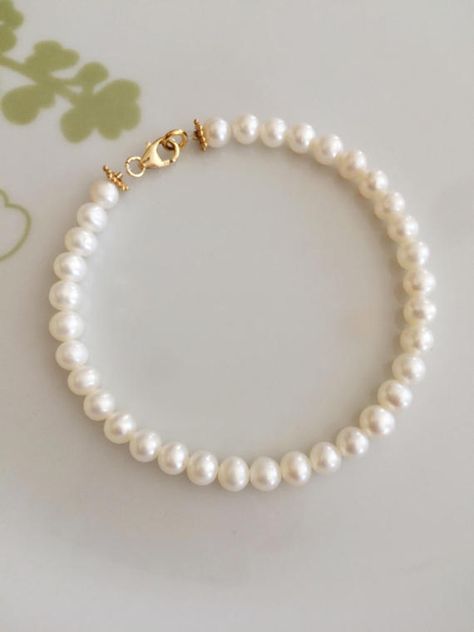 Bridal Bracelets, Real Pearl Bracelet, Bride Bracelet, Pearl Bracelets, Simple Pearl, Pearl Jewelry Wedding, Wrist Candy, Bracelet Simple, Pearl Bridal