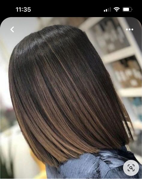 Dark Brown Short Hair With Highlights, Hair Cuts Medium Length Layers, Balage Hair, Hair Cuts Medium, Layers Bangs, Hairstyles For 2023, Medium Length Layers, Black Hair Balayage, Short Dark Hair