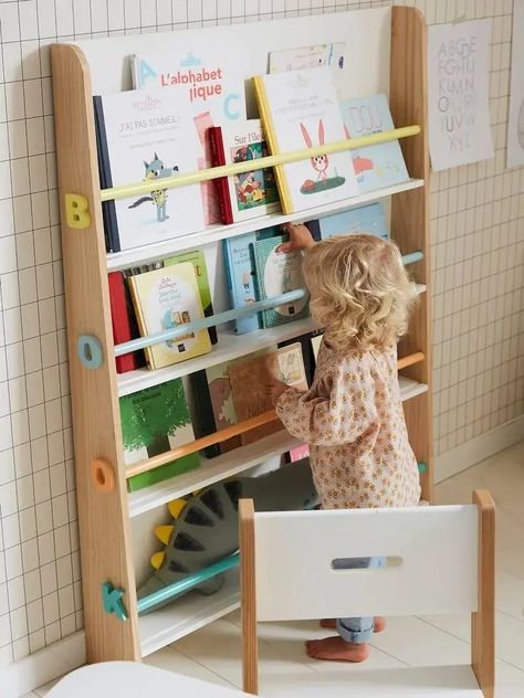 Toddler Bookcase, Simple Bookshelf, Kids Play Spaces, Toddler Boy Room Decor, Kids Interior Room, Kids Bookcase, Bookshelves Kids, Bookshelves Diy, Toddler Furniture